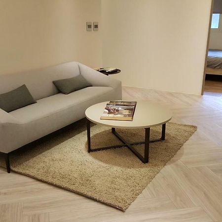 3 Bedrooms And 1 Study And 3 Bathrooms Near Taipei 101 & Mrt Exterior foto